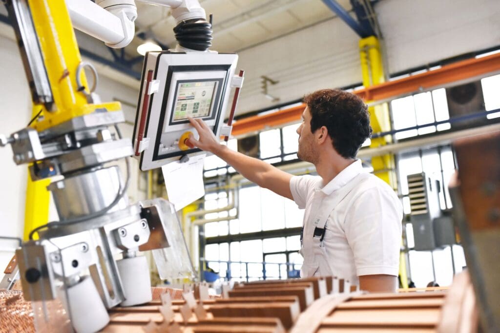 Manufacturing IT Support Services - Convergence Networks